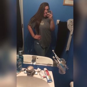 Meet your Posher, Sidney